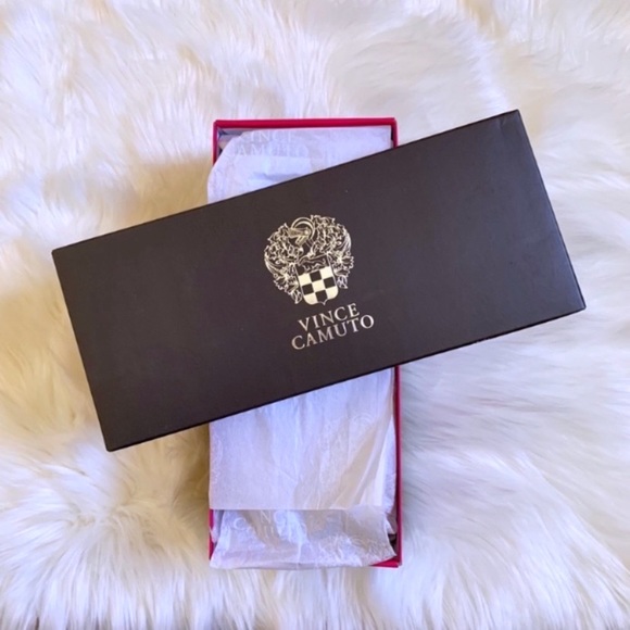 Vince Camuto Carran Platform Slide Sandals - Picture 7 of 7